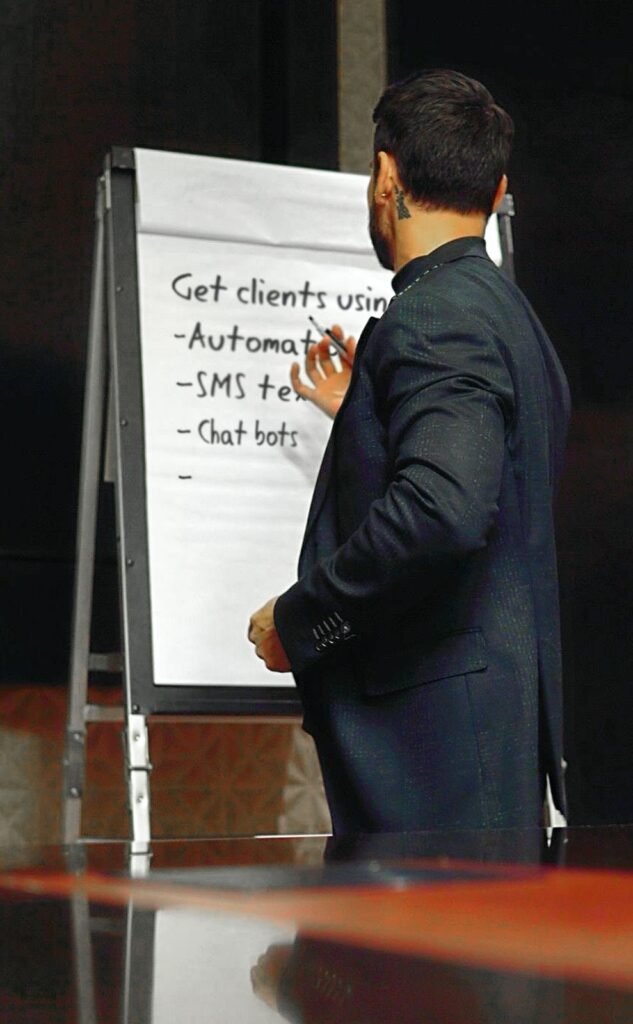 9c5c866b 11f2 45b9 8081 6e26a6274729