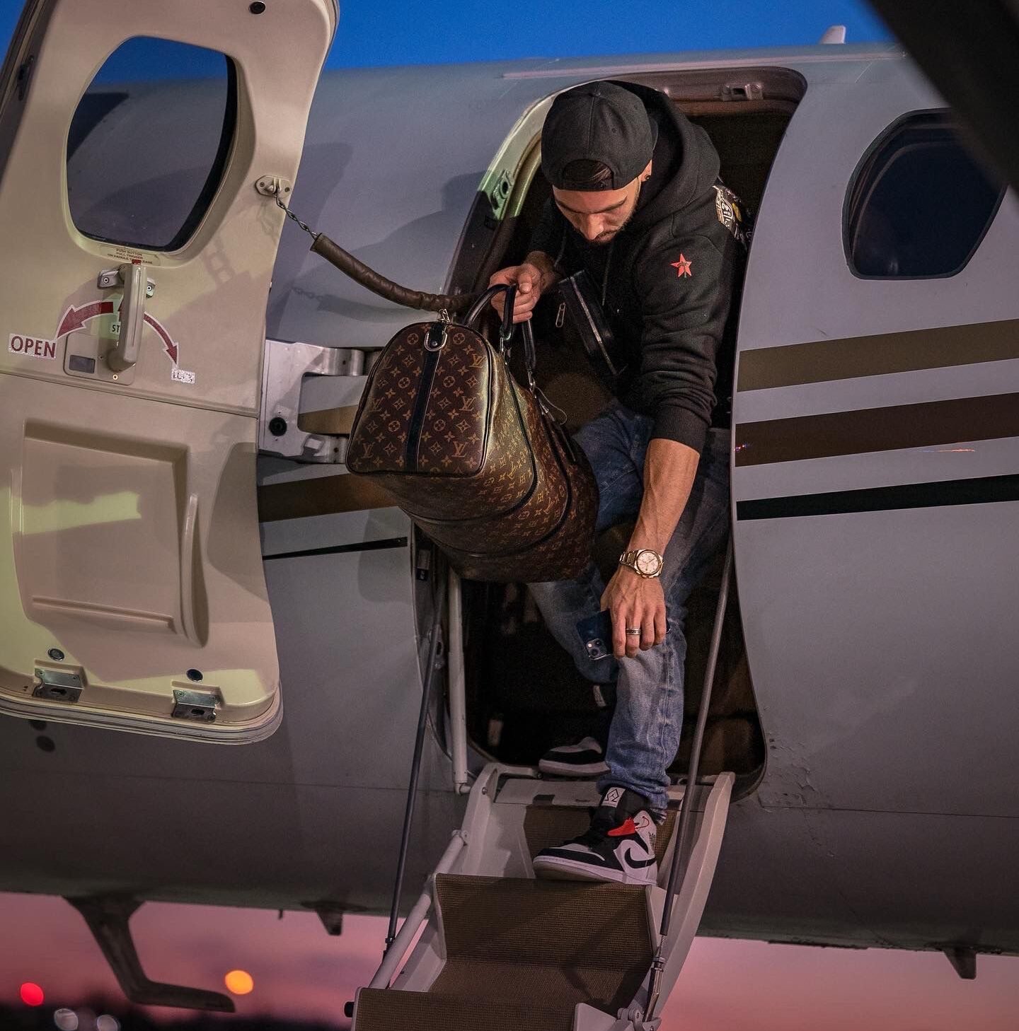 c5bf6442 4034 4f89 8b4b 9f8586a17c58